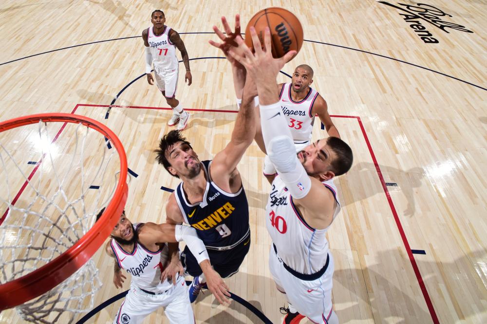 而意大利方 而意大利方